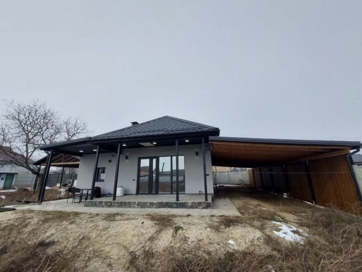 Продам дом в Обуховке - фото 1