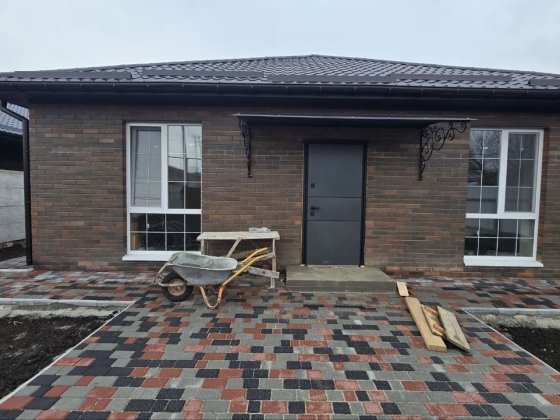 Продам новий будинок в Підгородному