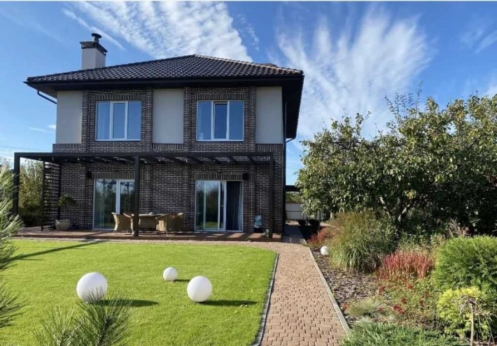 Продам 4х комнатный шикарный дом в Подгородном. - фото 1