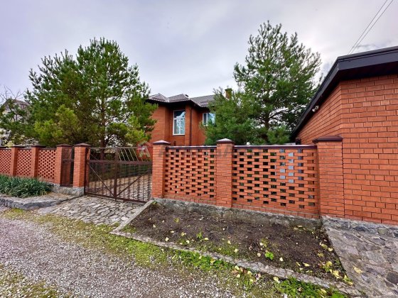 Продам добротный дом 176 м2 гараж сауна в СО «Метро» в Обуховке Обухівка