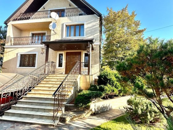 Продам дом ,Обуховка, ул. Некрасова , рядом лес и река ( Кировское )