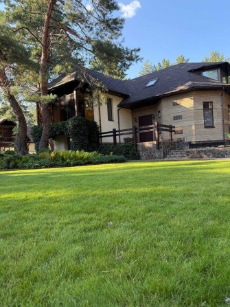 Продам дом в Обуховке, сосновый лес, участок 20 соток - фото 1