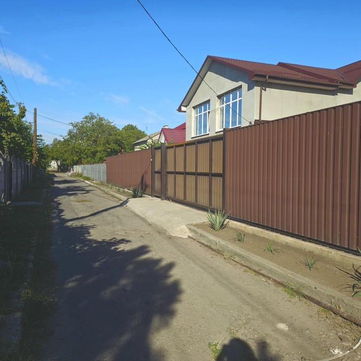 Добротний будинок - фото 1