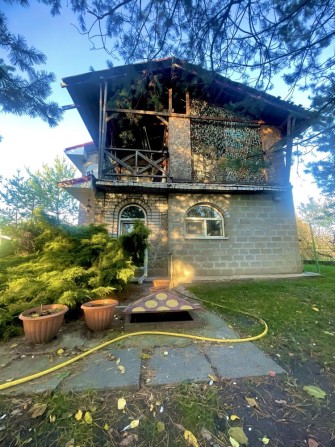 Продам 2х эт.дачу с ГАЗОМ с/о Авиатор,лес во дворе. - фото 1