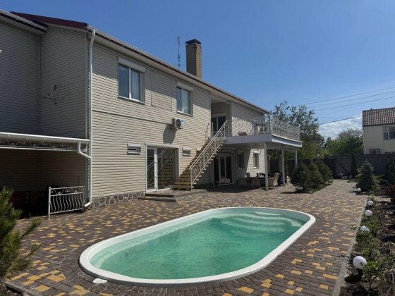 Продам Виллу на Голубом Озере ,Елизоветовка ,Петриковский р-н