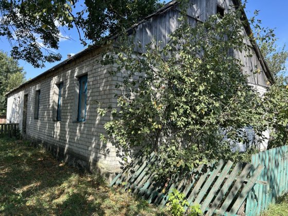 Продаємо частину будинку Хорошів