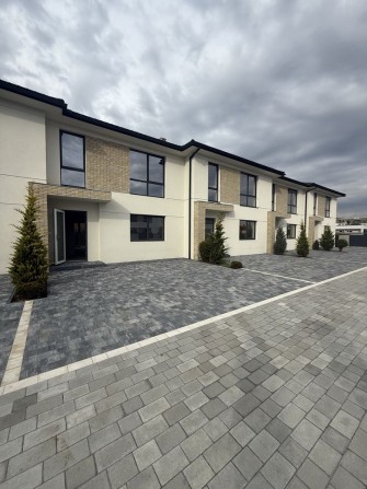 Продаж двухповерхового таунхаусу. - фото 1