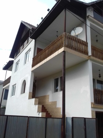 Продається будинок в мальвничому куточку Закарпаття - фото 1