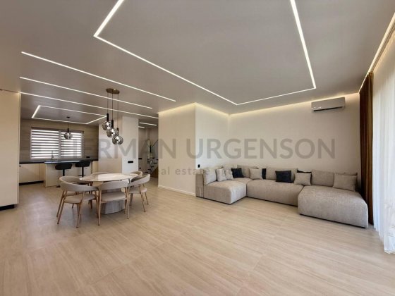 Продаж таунхаусу 123 м.кв / 2 сотки / КМ New Village Сторожница