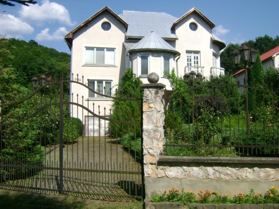 Приватне Домогосподарство Иршава