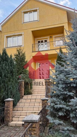 Продаж великого будинку в Сторожниці! - фото 1