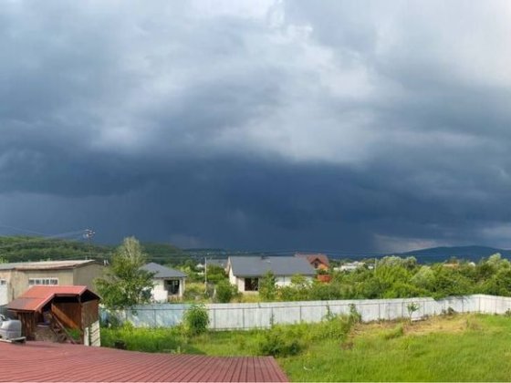 Продам будинок з готовим бізнесом Оноківці