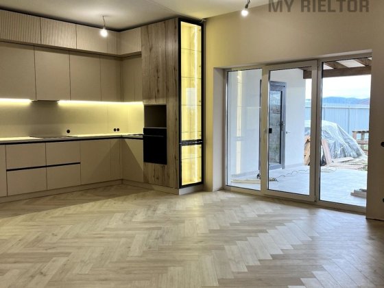 Продаж таунхауса с.Сторожниця. Сторожница