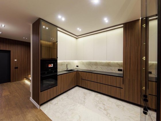 Неймовірро гарна пропозиція. Продається Таунхаус. Подвірʼя власне. Сторожниця