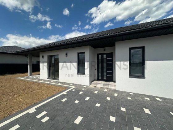 Продаж будинку 156 м.кв / 5 соток / Сторожниця Сторожница