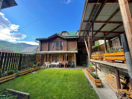 Два будинки в Карпатах для бізнесу або великої родини, Рахів Рахів