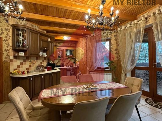 Продаж будинку с.Камяниця. Невицкое