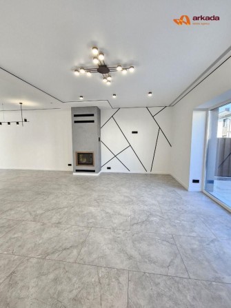 Продам шикарний двоповерховий Таунхаус у с. Крихівці Y - фото 1