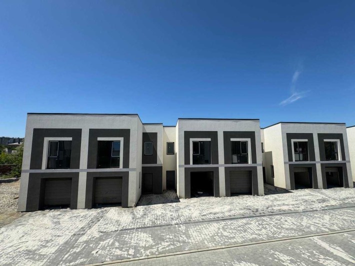 Акція! Продам готовий Таунхаус у Вовчинцях 135 м2 з гаражем біля річки - фото 1