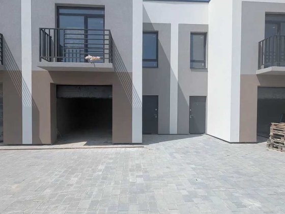 Таунхаус в класній локації в Крихівцях! Криховцы