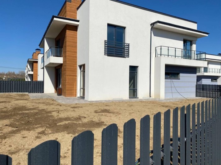 Продаж / Таунхаус/ Вовчинець - фото 1