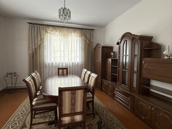 Будинок м. Надвірна Надвірна