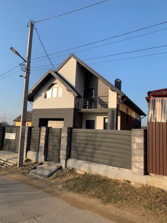 Терміново! Продається будинок в м. Івано-Франківськ с. Вовчинець - фото 1