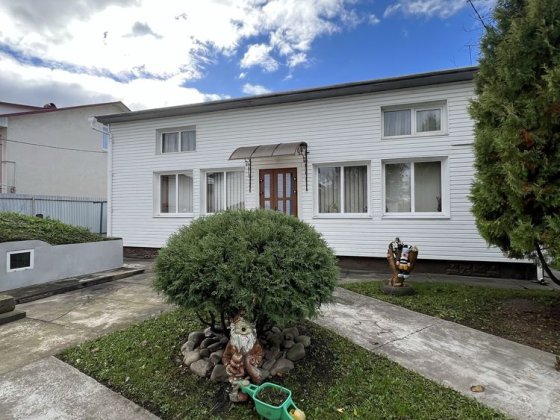 Продам будинок в м Тисмениця Тисмениця