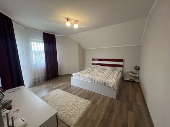 Двоповерховий будинок з гаражем Богородчаны