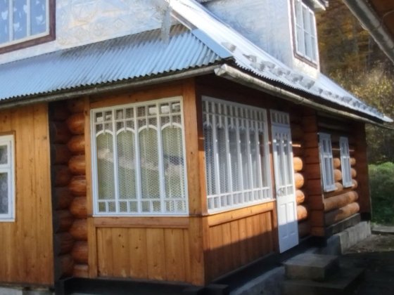 Гуцульський будинок на розбір ідеально збережений. Косов