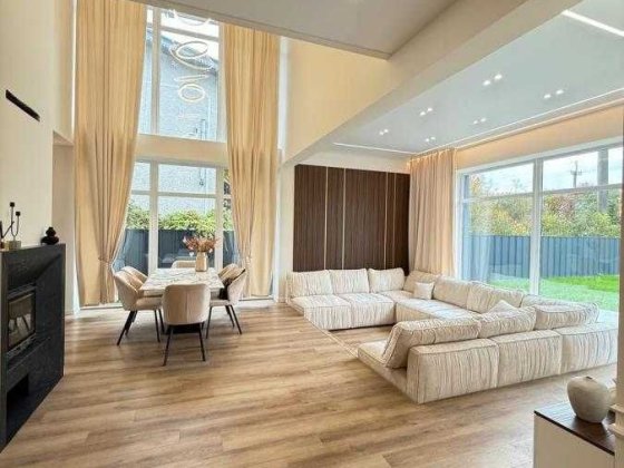 БУДИНОК з ремонтом, меблями та технікою в Івано-Франківську! Криховцы