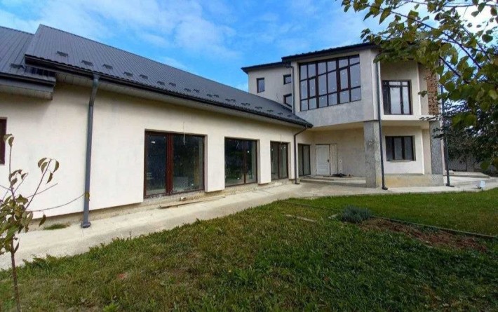 Продаж будинку з незавершеним ремонтом - фото 1