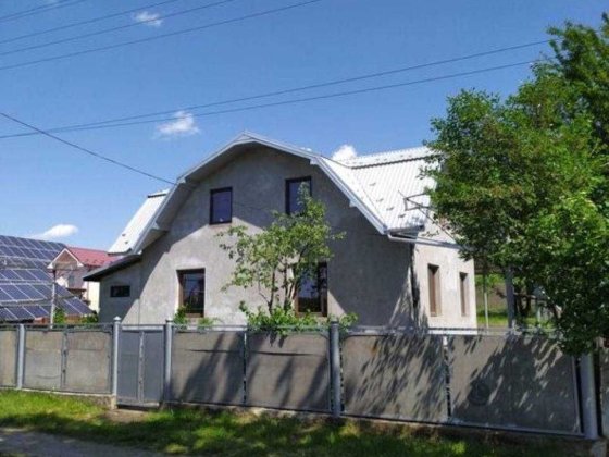 Продам двоповерховий будинок 119м2/10соток в Тлумачі Тлумач