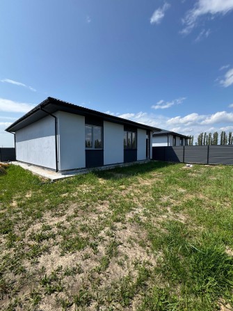 Окремий будинок з комунікаціями, з ділянкою 4 сотки! 90 квадратів! - фото 1