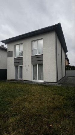 Котедж з ремонтом с.Гатне 4км до Києва - фото 1