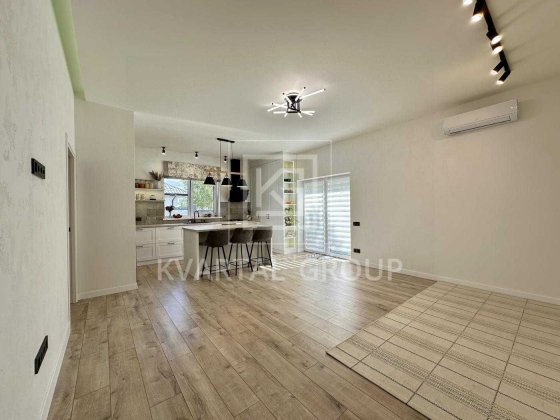 Просторий будинок з ремонтом ! Розтермінування1! Ворзель