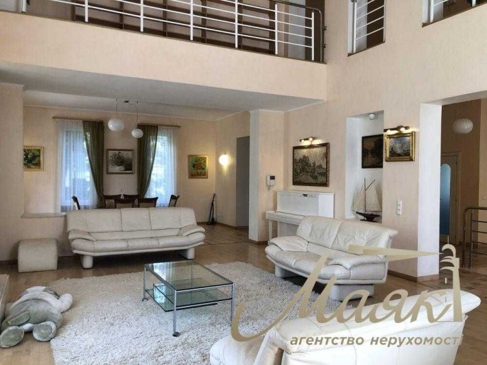 Продаж будинку 550м2 в котеджному містечку «Золоті Ворота», Козин - фото 1