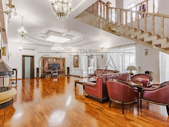 РОЗКІШНИЙ будинок на березі річки Козин Конча-Заспа Якість ЕЛІТ-класу Козин