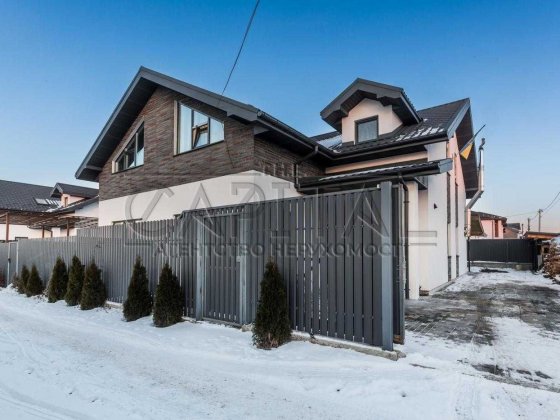 Продажа 2-этажного дома, дуплекс, Гатное, Киево-Святошинский р-н. Гатне