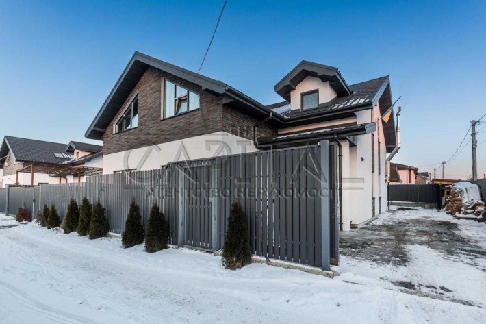 Продажа 2-этажного дома, дуплекс, Гатное, Киево-Святошинский р-н. - фото 1
