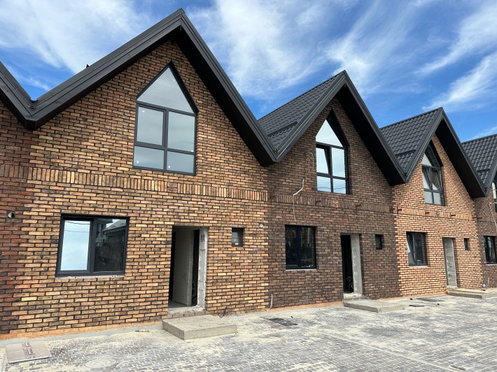 Таунхаус 100м2 з баварської кладки 5 хв від м. Теремки,РОЗТЕРМІНУВАННЯ - фото 1