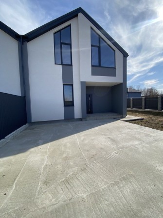 Дуплекс з чистовим ремонтом! Білогородка - фото 1