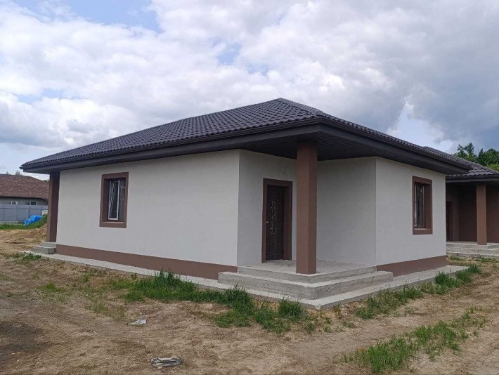 Будинок 100 м² у Крюківщині, 4 сотки, комунікації - фото 1