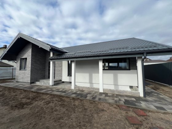 Продається будинок з підвалом в Святопетрівському Святопетровское