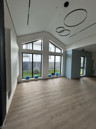 Шикарний Будинок з ремонтом - фото 1