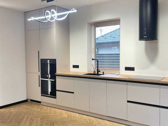 Будинок з новим ремонтом , БЕЗ КОМІСІЇ Ворзель