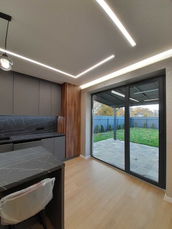 Без комісії, 115м², 4 кімнати, меблі, техніка, ділянка 4.5 сотки - фото 1