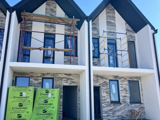 Продаж! Котеджне містечко! Таунхаус 71м2- 5200 біля Святопетрівського Святопетровское