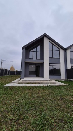 Дуплекс з СУПЕР-НАПОВНЕННЯМ: штукатурка, бойлер, 5 СОТОК! - фото 1