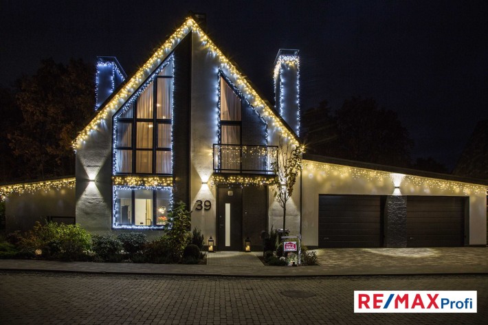 Будинок 258м2, басейн, гараж 2авт, ремонт  в КМ Villaggo , Білогородка - фото 1